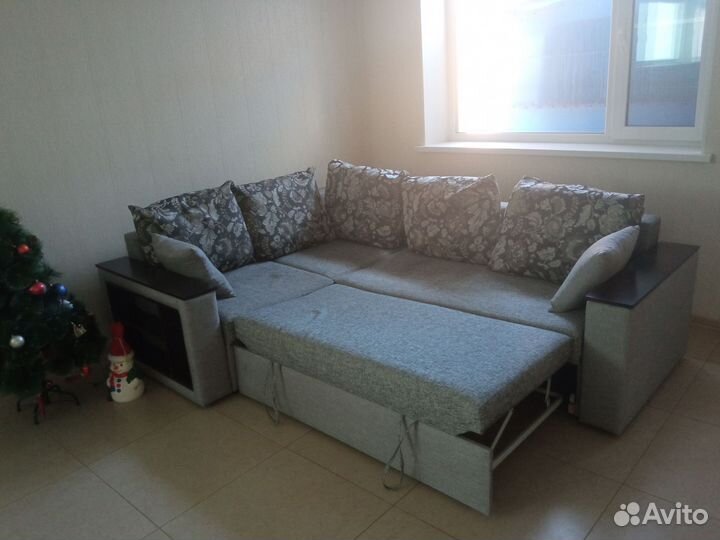 Угловой диван бу