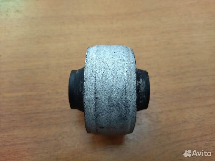 Сайлентблок переднего рычага задний Sharan, Galaxy