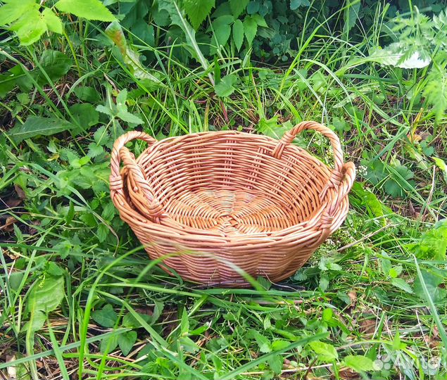 Корзина плетёная