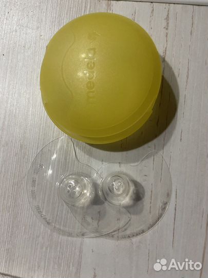 Накладки на грудь medela s