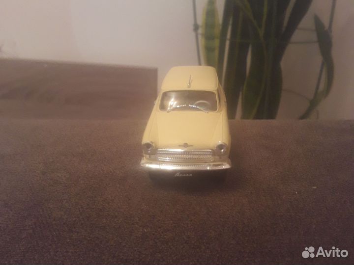 Модель автомобилягаз 22 4на4для Брежнева