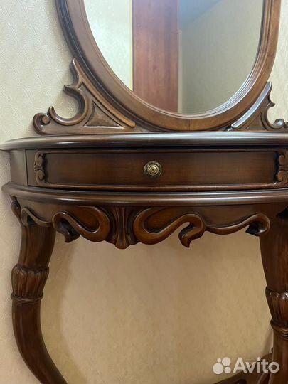 Консоль с зеркалом италия