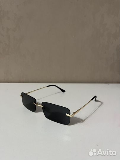 Солнцезащитные очки