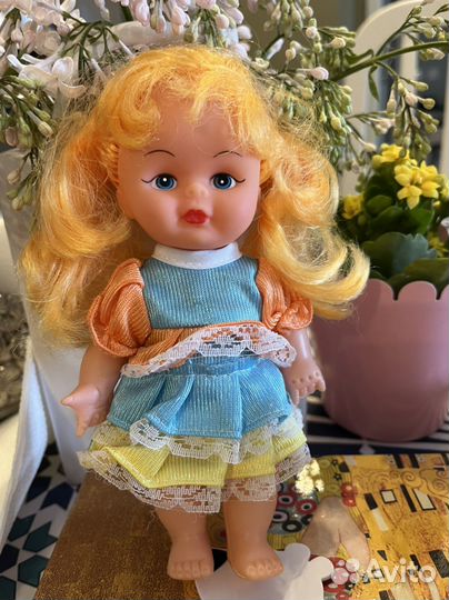 Игрушки СССР: кукла, счеты, целлулоид, заяц, еж