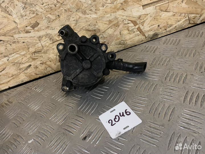 Насос вакуумный NIssan Navara Pathfinder YD25 2.5