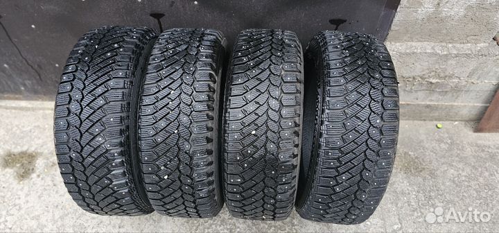 Gislaved Nord Frost 200 205/60 R16 94T