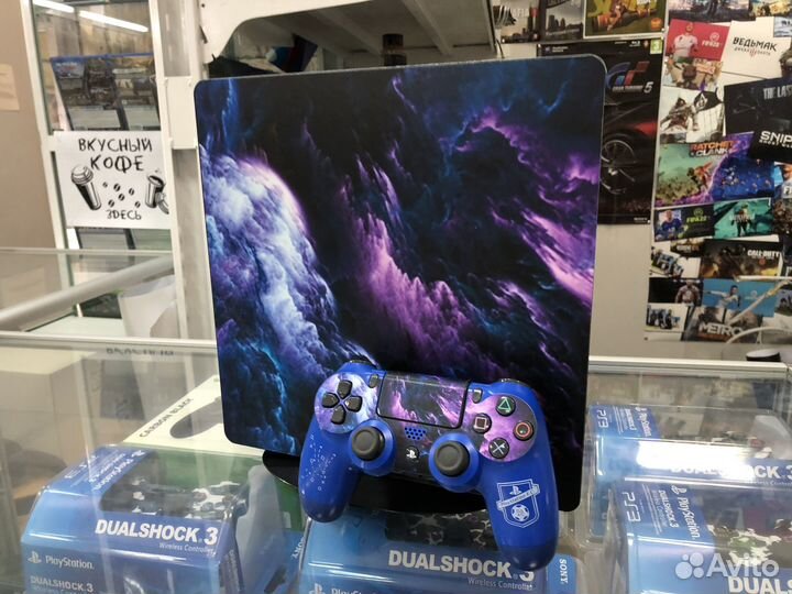 Sony PS4 pro 1tb и 600 игр по подписке на год