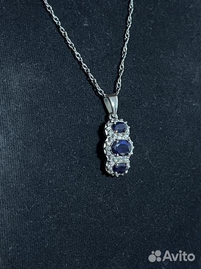 Серебряная подвеска с сапфирами