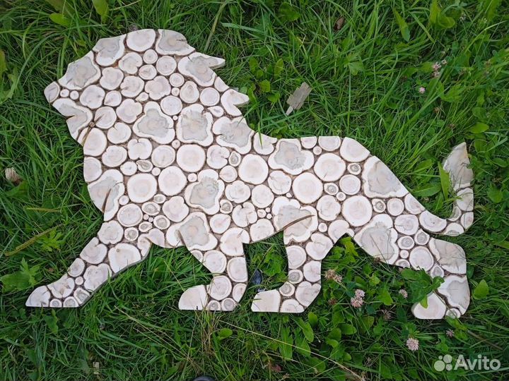 Панно из можжевельника