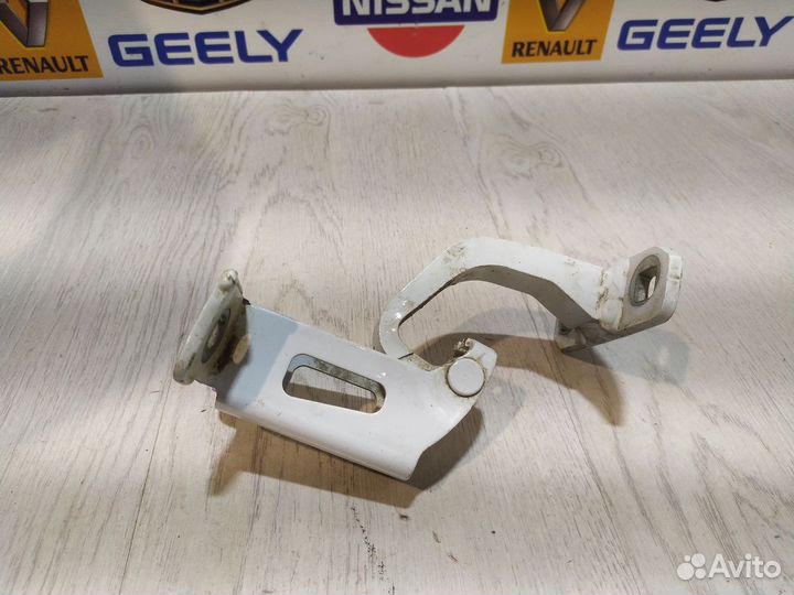 Петля крышки багажника LADA largus ларгус Прав