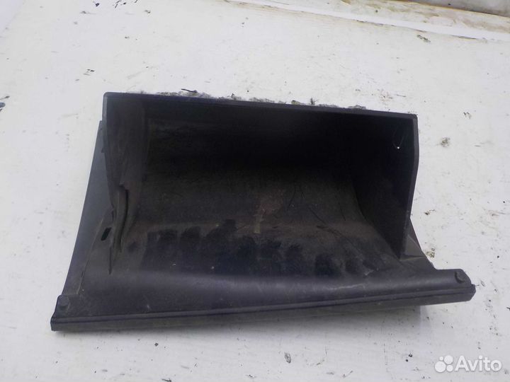 Бардачок mitsubishi lancer 10