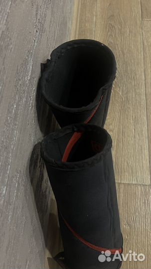 Наколенники SBD