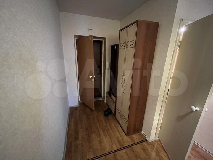 2-к. квартира, 63 м², 3/9 эт.