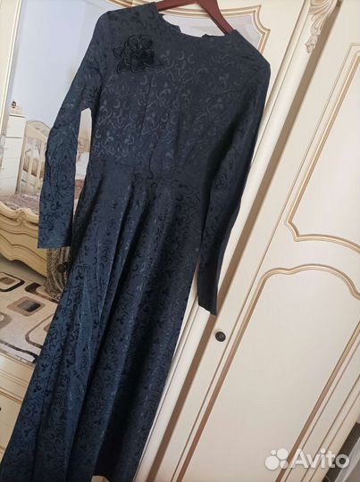 Черное платье