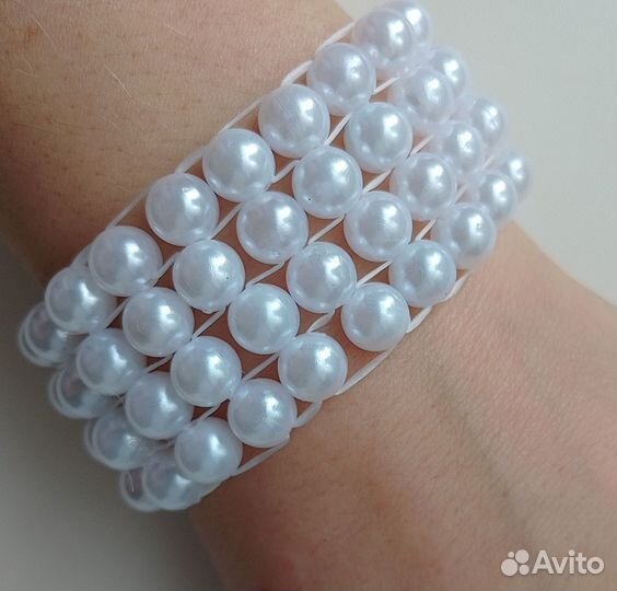 Браслеты,брошь(бисер,бусины)
