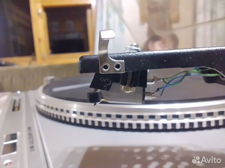 Проигрыватель винила