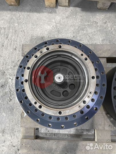 Редуктор хода JCB JS220LR