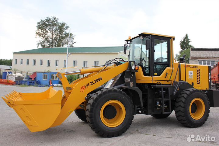 Фронтальный погрузчик Redstar ZL300S, 2023