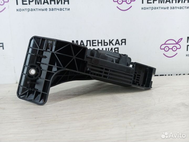 Педаль газа BMW 7 G11/G12 2017 35426871053