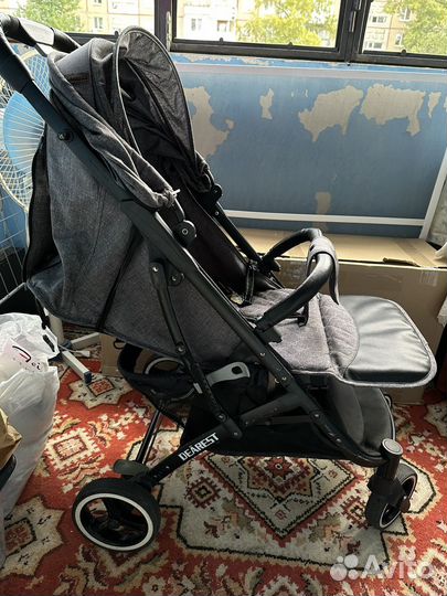 Прогулочная коляска