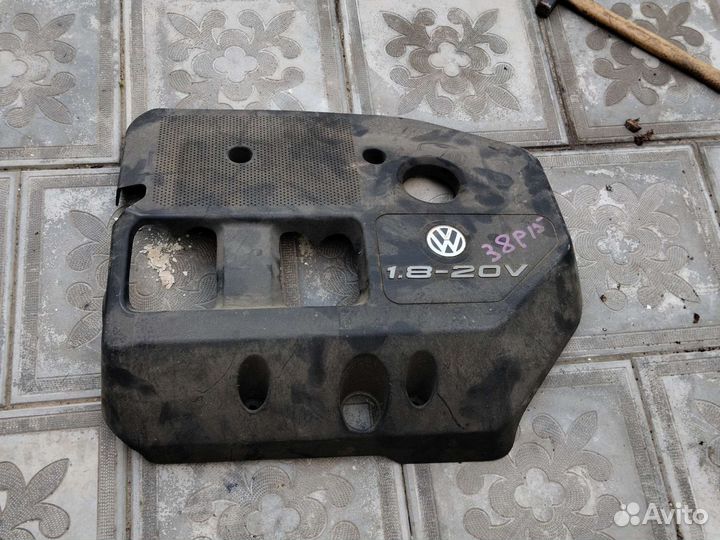 Кожух двигателя