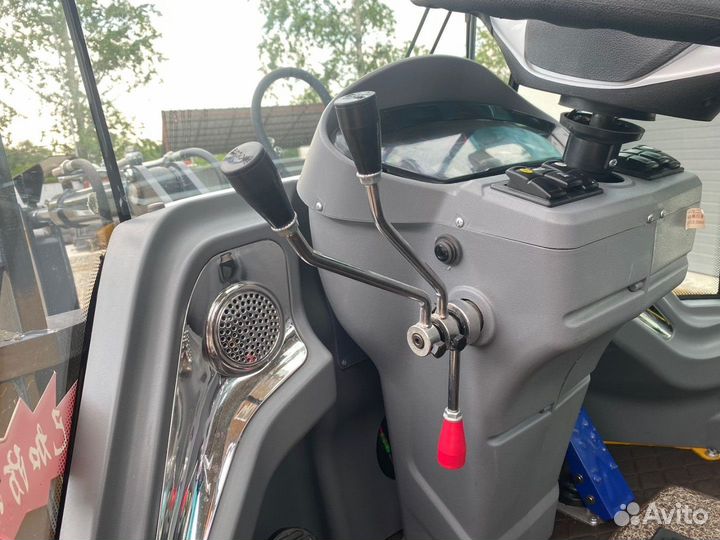 Фронтальный погрузчик Molot ZL28, 2023