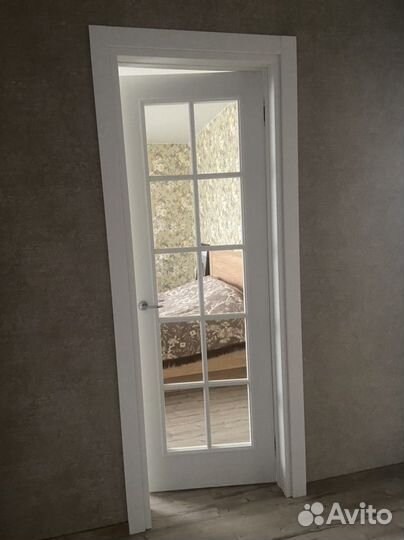 Двери межкомнатные с коробкой со стеклом