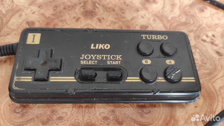 Приставка из 90-ых Dendy Сюбор Liko KL-235