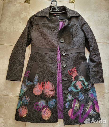 Пальто в стиле Desigual