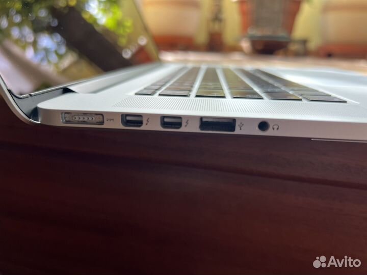 Macbook pro 15.4 model A1398