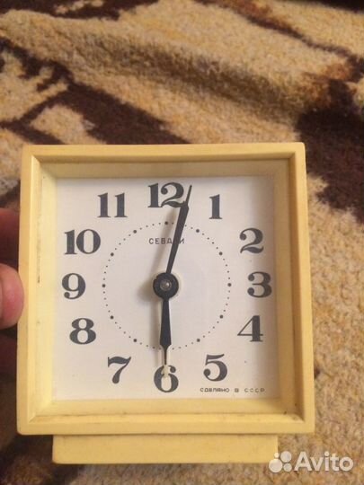 Часы настольные СССР Будильник