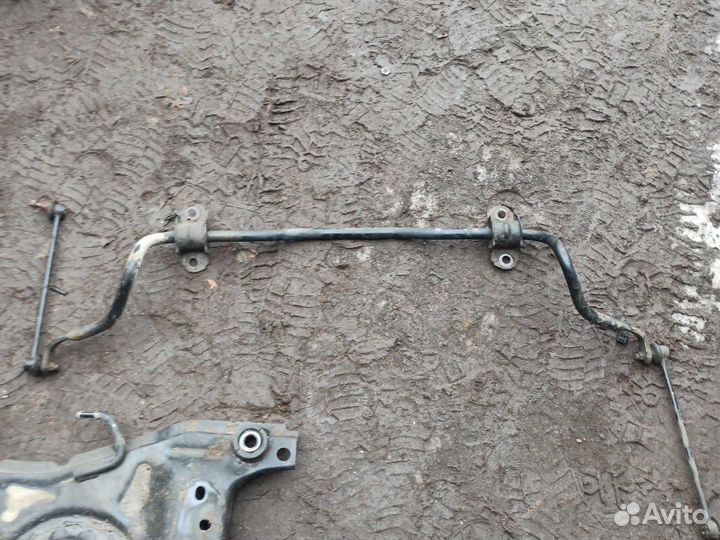 Подрамник передний mazda 3 BL 1.6 105 л.с