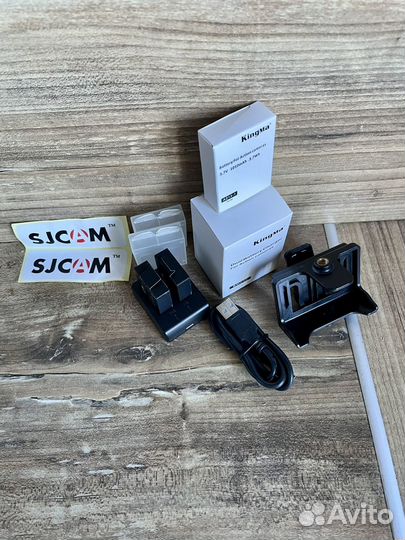 Аккумуляторы и аксессуары для экшен камеры sjcam