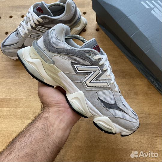 New Balance 9060 (9 US)