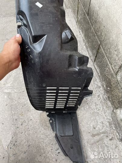 Подкрылок на hyundai Verna