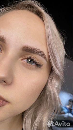 Мастер бровист