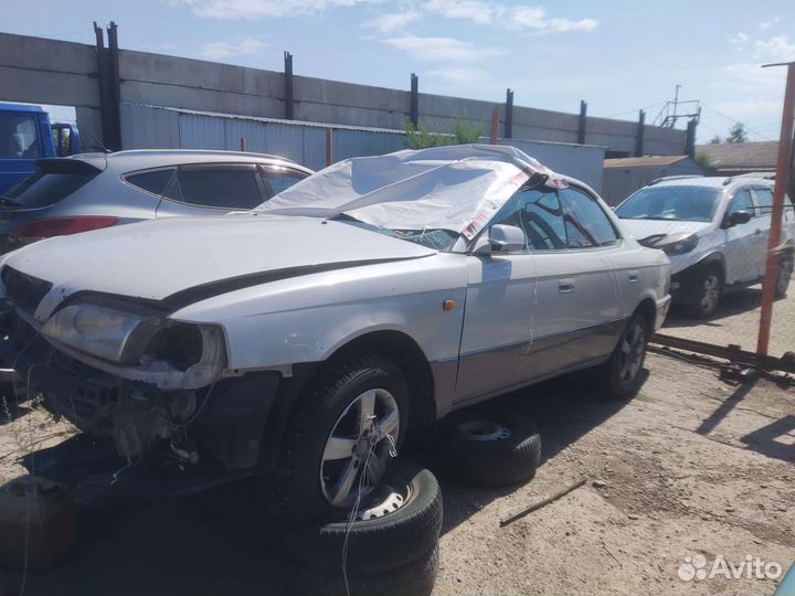 Toyota vista по запчастям