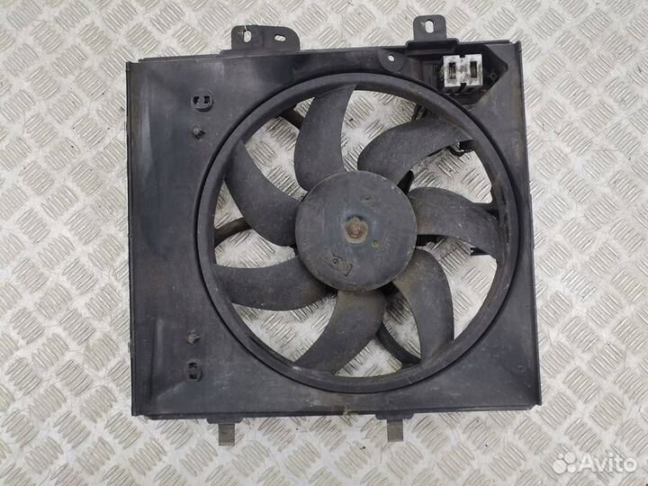 Вентилятор охлаждения Peugeot 207 2009