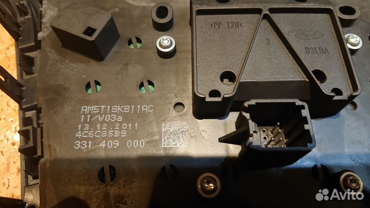 Панель магнитолы Форд Фокус