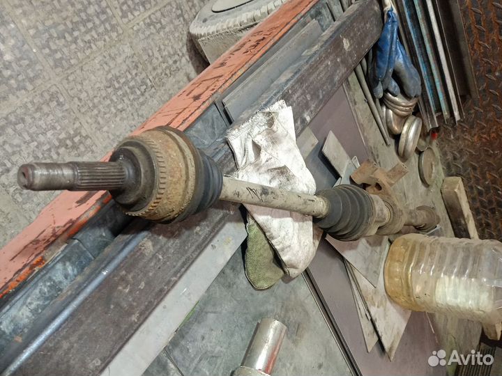 Привод правый в сборе