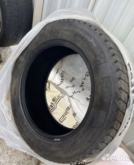 Nexen Winguard Ice Plus 215/55 R16