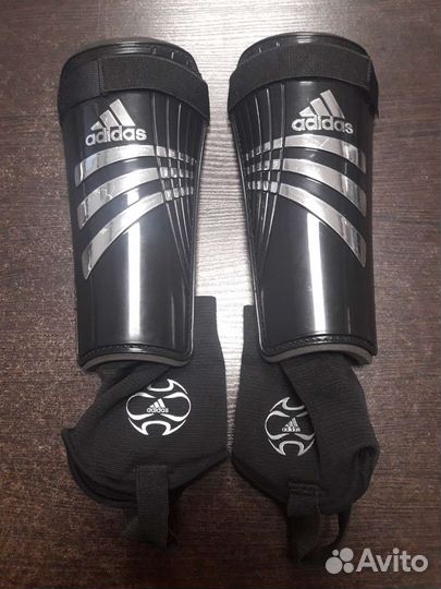 Детские щитки Adidas (лт0289)