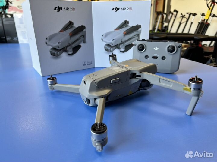 Квадрокоптер DJI Air 2S
