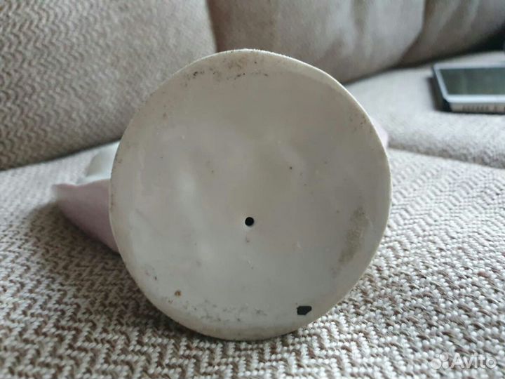 Китай фарфоровая статуэтка