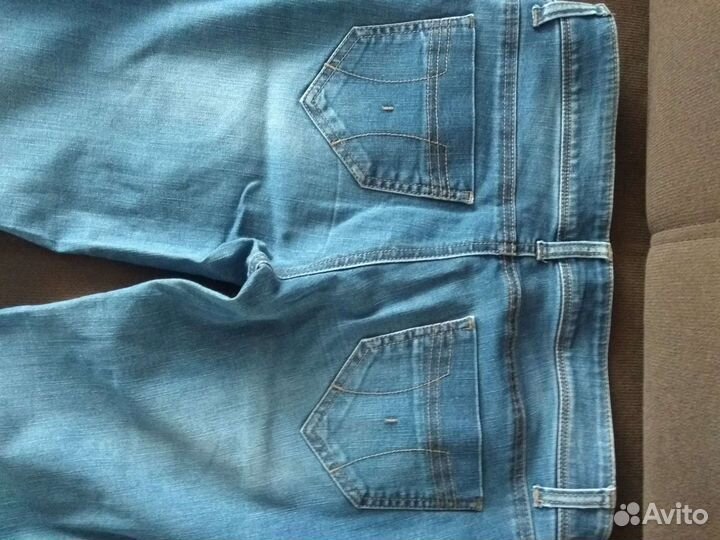 Джинсы женские