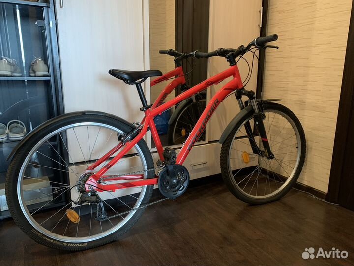Горный велосипед Rockrider ST100, красный
