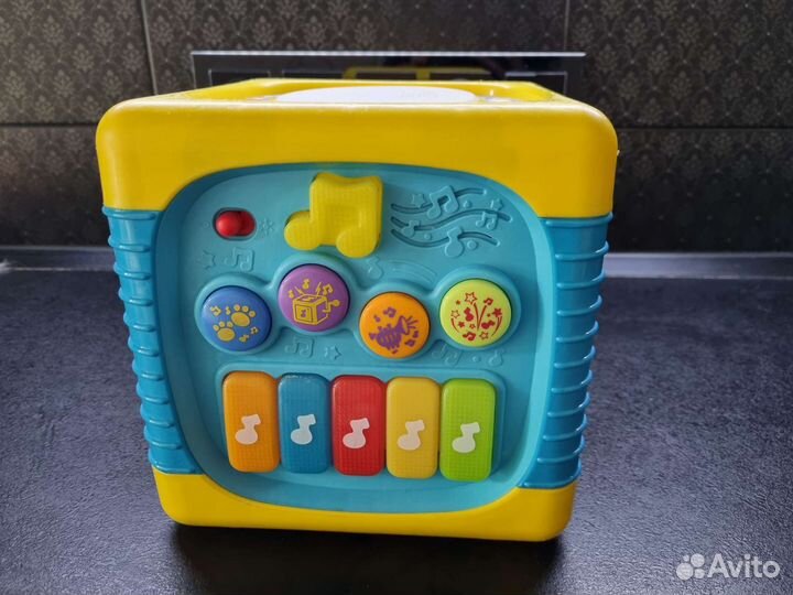 Развивающая игрушка Музыкальный куб