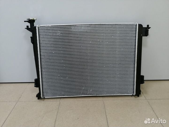 Радиатор охлаждения двс KIA Sportage
