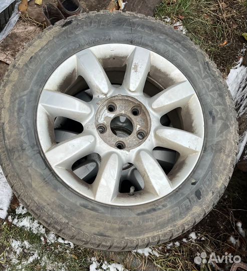 Bridgestone Ice Cruiser 7000 205/65 R16