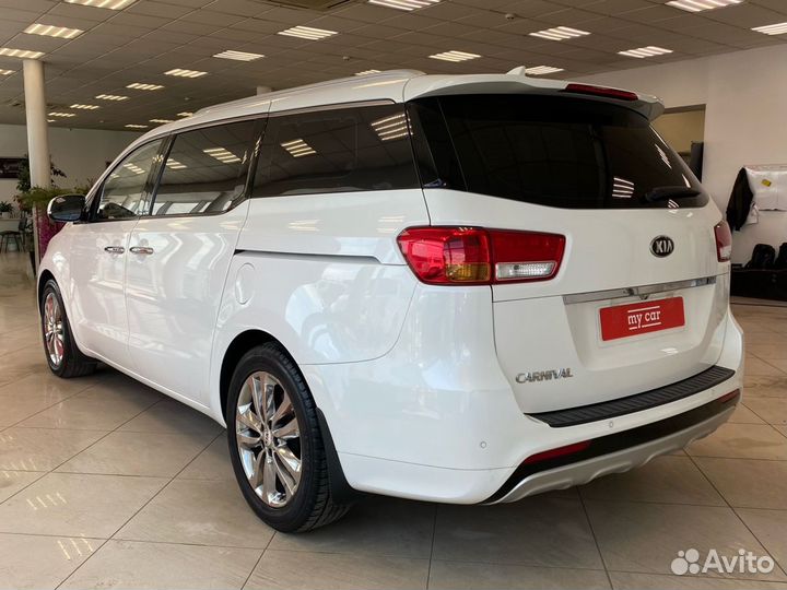 Kia Carnival 2.2 AT, 2017, 71 000 км